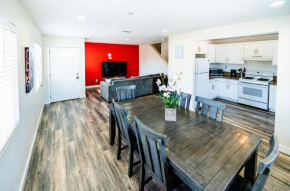 Spacious 5 Bedroom 3 Bath Home for Large Groups By DT LA